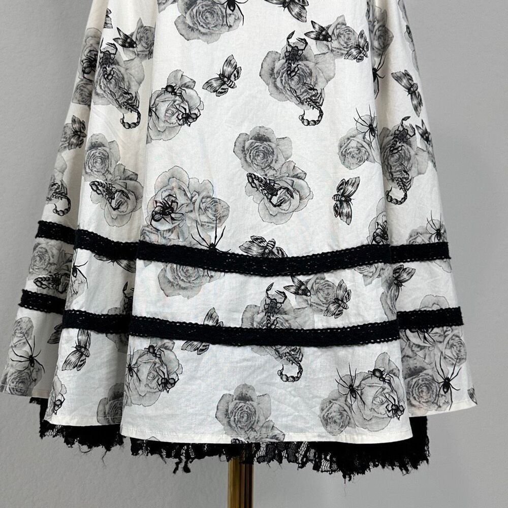 Hot Topic Gothic Rose & Insect Print Fit Flare Dress M Gothic Whimsigoth Spider - Picture 13 of 13
